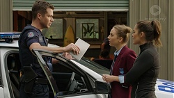 Mark Brennan, Piper Willis, Paige Novak in Neighbours Episode 