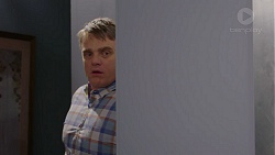 Gary Canning in Neighbours Episode 7423