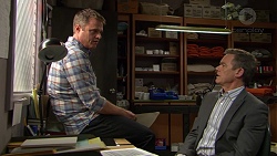 Gary Canning, Paul Robinson in Neighbours Episode 7423