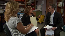 Madison Robinson, Terese Willis, Paul Robinson in Neighbours Episode 
