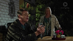 Gary Canning, Sheila Canning in Neighbours Episode 