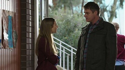 Piper Willis, Gary Canning in Neighbours Episode 