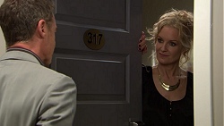 Paul Robinson, Rhonda Riley in Neighbours Episode 7439