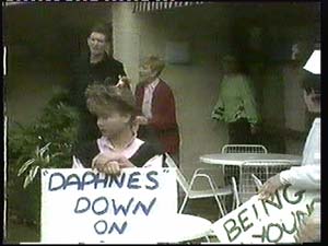 Des Clarke, Eileen Clarke, Daphne Clarke in Neighbours Episode 