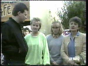 Des Clarke, Daphne Clarke, Jane Harris, Nell Mangel in Neighbours Episode 