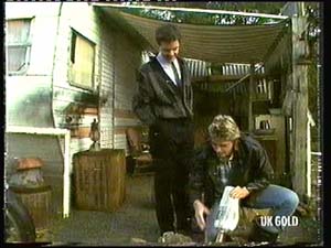Shane Ramsay, Paul Robinson in Neighbours Episode 0318