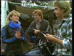 Patty Collins, Clive Gibbons, Shane Ramsay in Neighbours Episode 