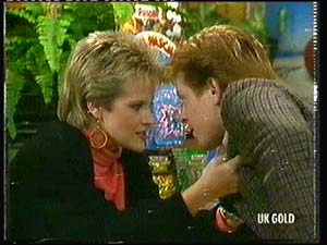 Daphne Clarke, Clive Gibbons in Neighbours Episode 