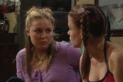 Michelle Scully, Elly Conway in Neighbours Episode 