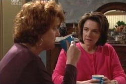 Liz Conway, Lyn Scully in Neighbours Episode 