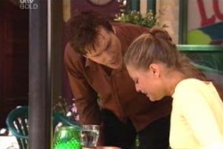 Darcy Tyler, Felicity Scully in Neighbours Episode 