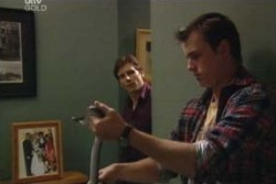 Darcy Tyler, Stuart Parker in Neighbours Episode 