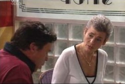 Joe Scully, Chloe Lambert in Neighbours Episode 