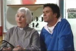 Joe Scully, Rosie Hoyland in Neighbours Episode 