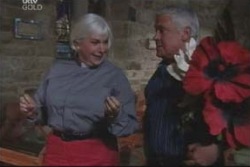 Rosie Hoyland, Lou Carpenter in Neighbours Episode 