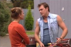 Felicity Scully, Stuart Parker in Neighbours Episode 4001