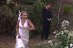 Steph Scully, Marc Lambert in Neighbours Episode 