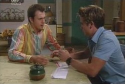 Stuart Parker, Tad Reeves in Neighbours Episode 4008