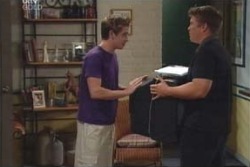 Tad Reeves, Nathan Tyson in Neighbours Episode 