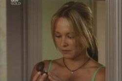 Steph Scully in Neighbours Episode 