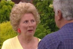 Valda Sheergold, Lou Carpenter in Neighbours Episode 