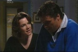 Lyn Scully, Joe Scully in Neighbours Episode 4017