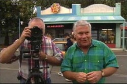 Harold Bishop, Lou Carpenter in Neighbours Episode 4020