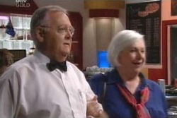 Harold Bishop, Rosie Hoyland in Neighbours Episode 