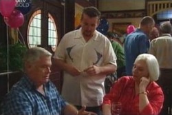 Lou Carpenter, Toadie Rebecchi, Rosie Hoyland in Neighbours Episode 