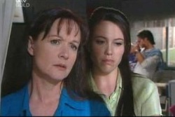 Susan Kennedy, Libby Kennedy, Drew Kirk in Neighbours Episode 4037