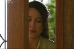 Libby Kennedy in Neighbours Episode 