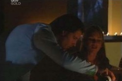 Drew Kirk, Steph Scully in Neighbours Episode 