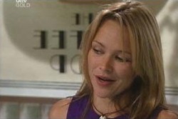 Steph Scully in Neighbours Episode 