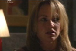 Steph Scully in Neighbours Episode 