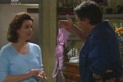 Lyn Scully, Joe Scully in Neighbours Episode 4041