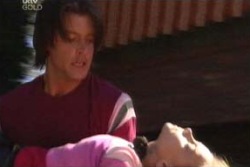 Drew Kirk, Summer Hoyland in Neighbours Episode 