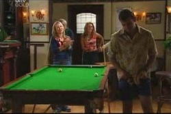 Steph Scully, Stuart Parker in Neighbours Episode 