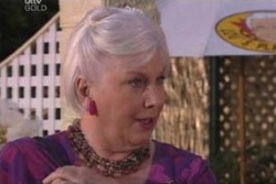 Rosie Hoyland in Neighbours Episode 