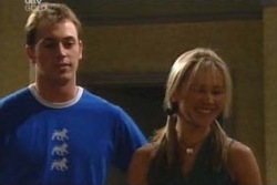 Stuart Parker, Steph Scully in Neighbours Episode 