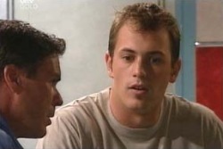 Joe Scully, Stuart Parker in Neighbours Episode 4060