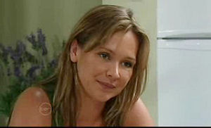 Steph Scully in Neighbours Episode 