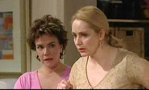 Lyn Scully, Janelle Timmins in Neighbours Episode 