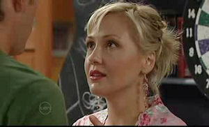 Stuart Parker, Sindi Watts in Neighbours Episode 4721