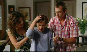 Liljana Bishop, Susan Kennedy, Stuart Parker in Neighbours Episode 