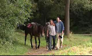 Bobby Hoyland, Max Hoyland in Neighbours Episode 