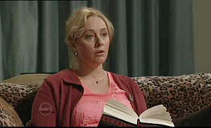 Janelle Timmins in Neighbours Episode 4730