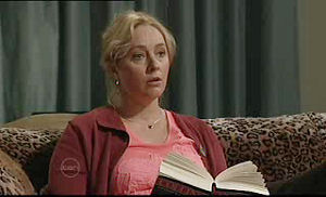 Janelle Timmins in Neighbours Episode 