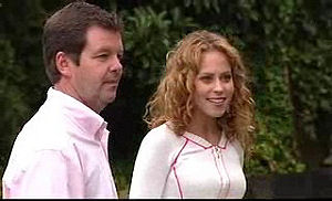 David Bishop, Serena Bishop in Neighbours Episode 