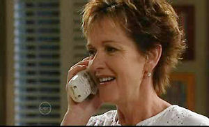 Susan Kennedy in Neighbours Episode 