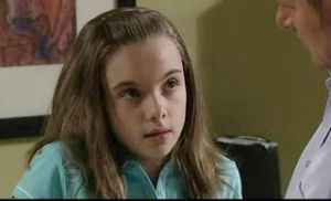 Summer Hoyland, Max Hoyland in Neighbours Episode 